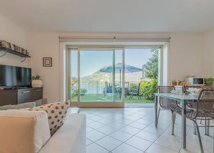 La Dolce Vista Apartment *